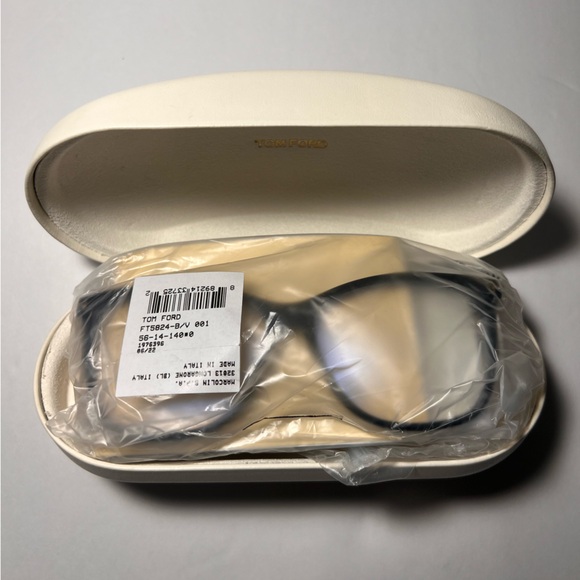 Tom Ford Black Filtering Acetate Cat-Eye Glasses - Picture 4 of 14